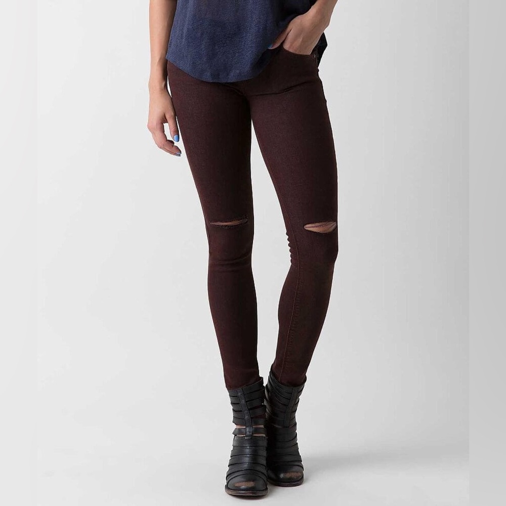 NWT Just Black Maroon Skinny Stretch Jean 30x28 Distressed